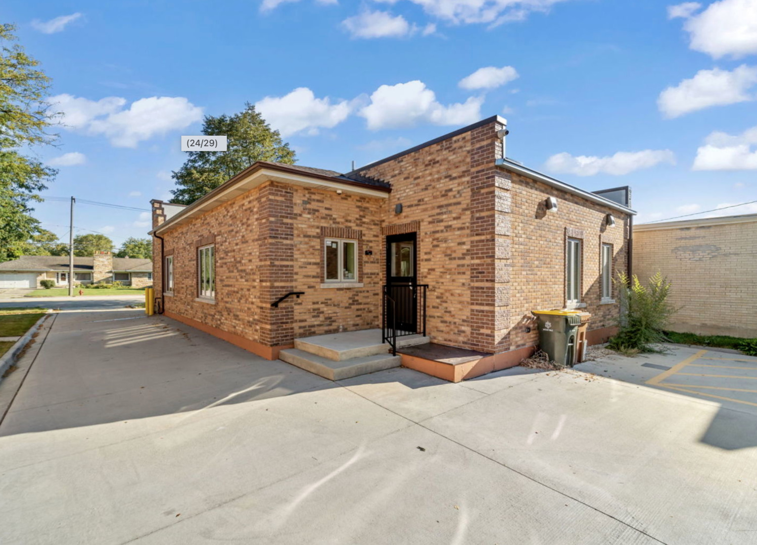 170 W Irving Park Road