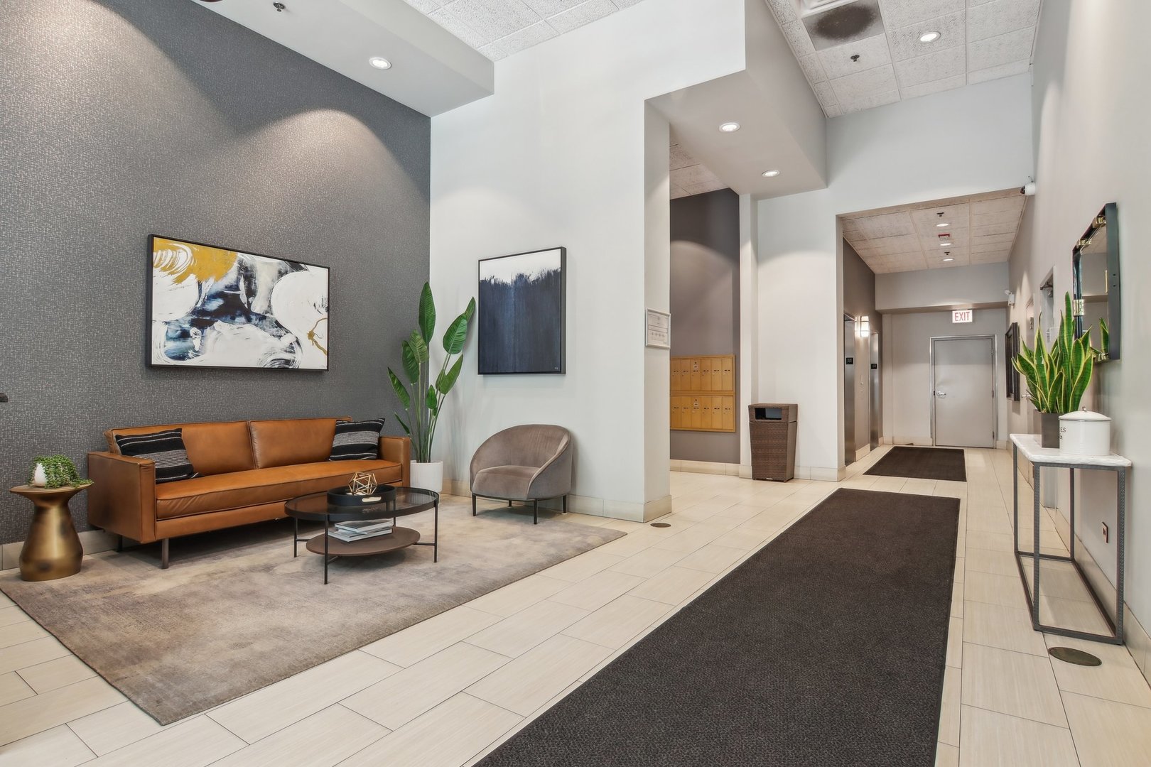 400 W ONTARIO Street Unit: 605