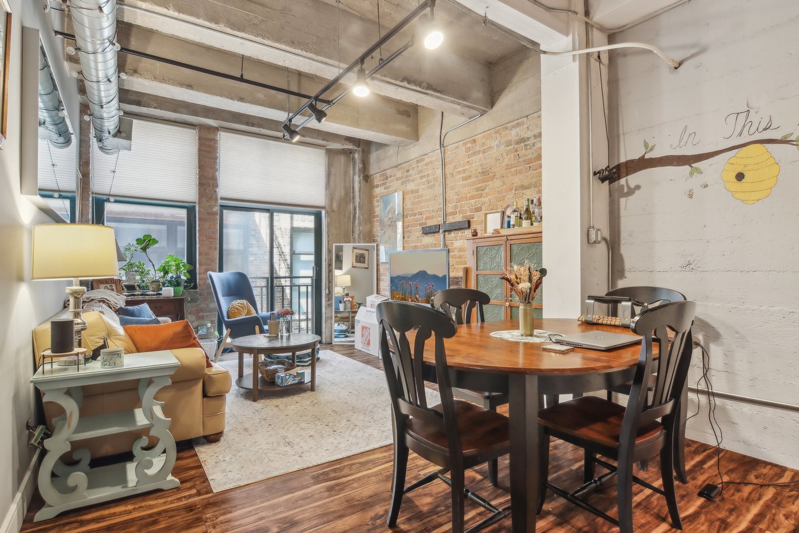 400 W ONTARIO Street Unit: 605