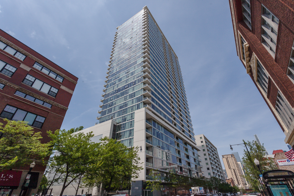 1720 S Michigan Avenue Unit: 1205