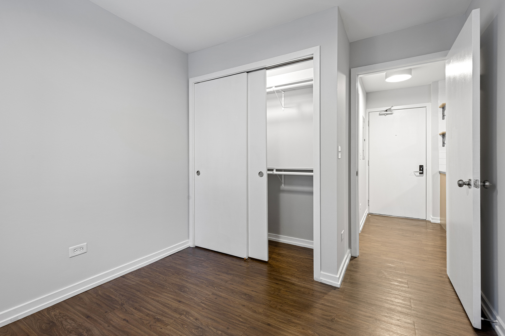 6134 N Kenmore Avenue Unit: 502