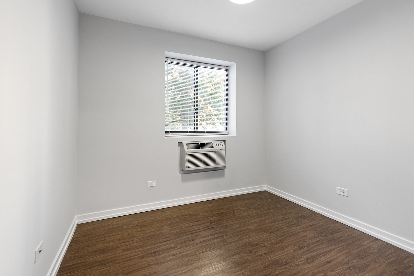 6134 N Kenmore Avenue Unit: 502