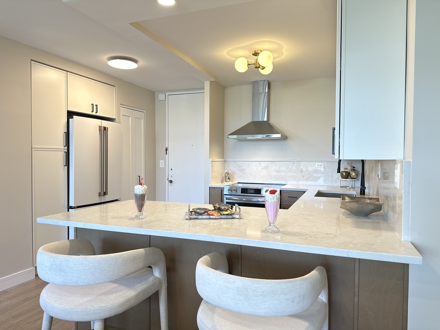 720 W Gordon Terrace Unit: 6J