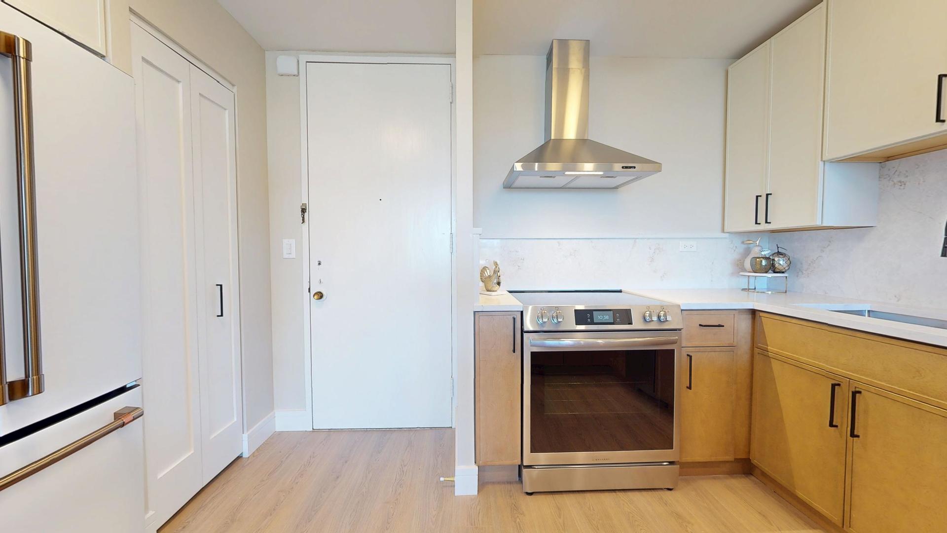 720 W Gordon Terrace Unit: 6J