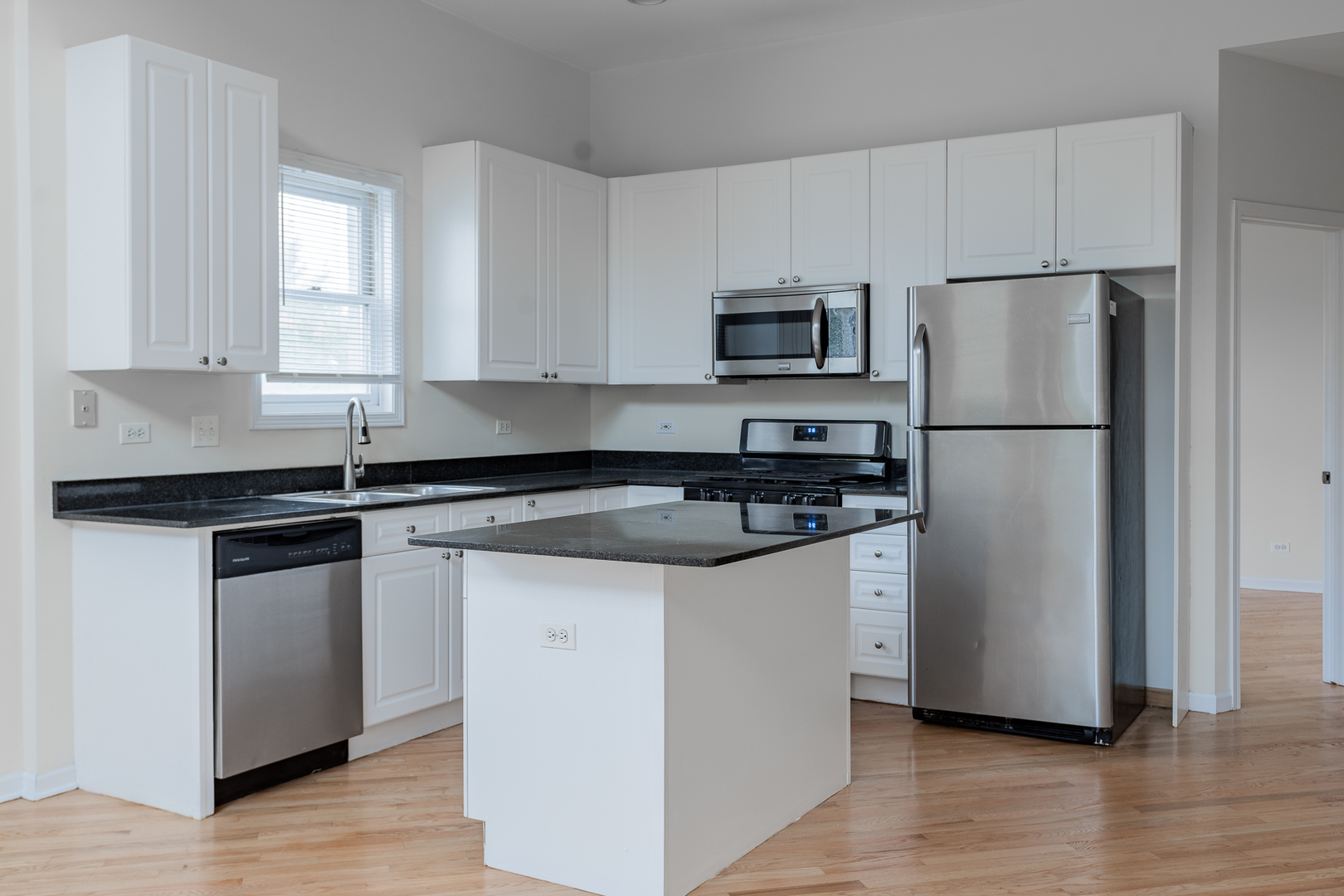 1514 N Wood Street Unit: 3N