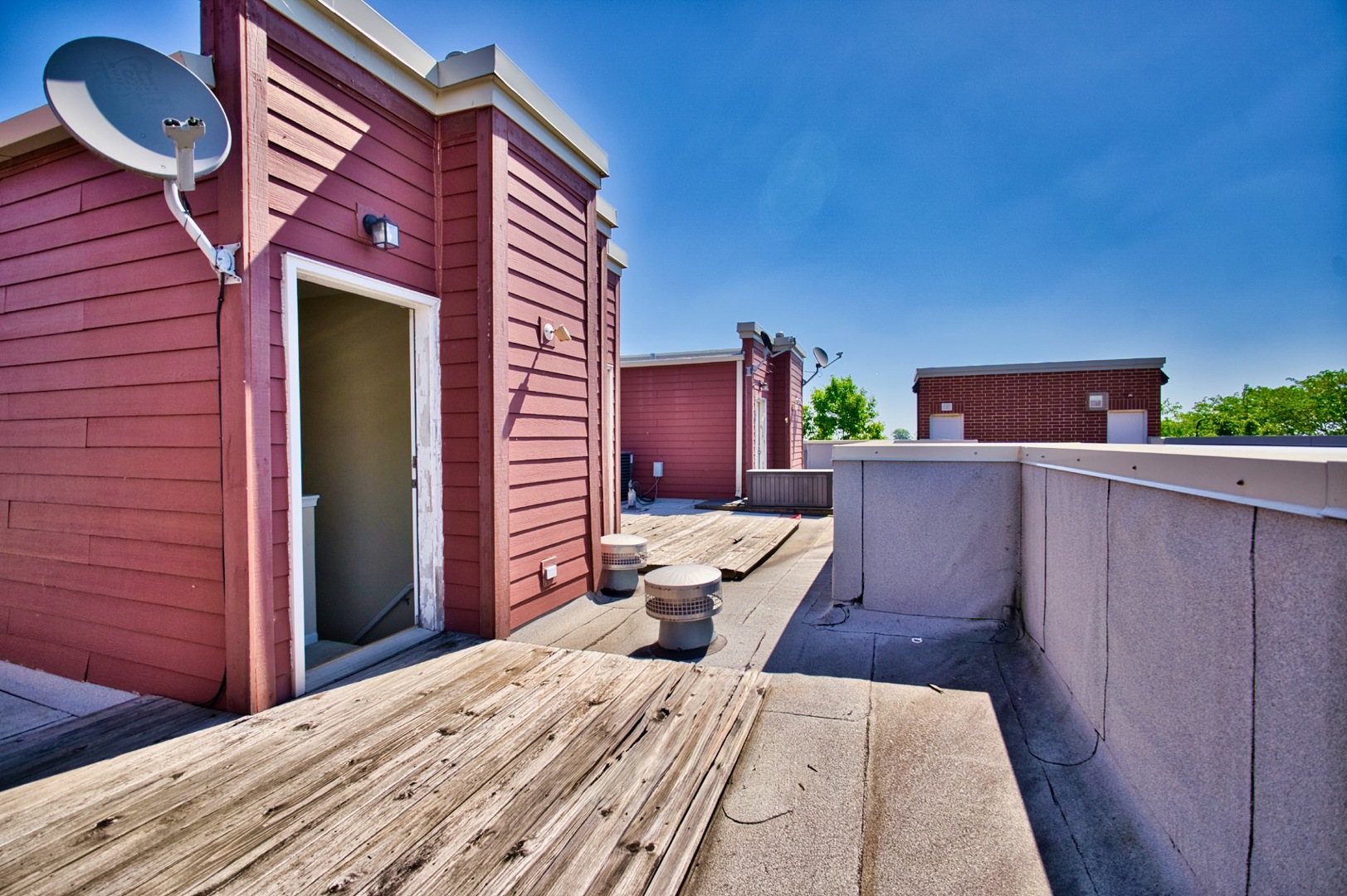 353 E Eastgate Place