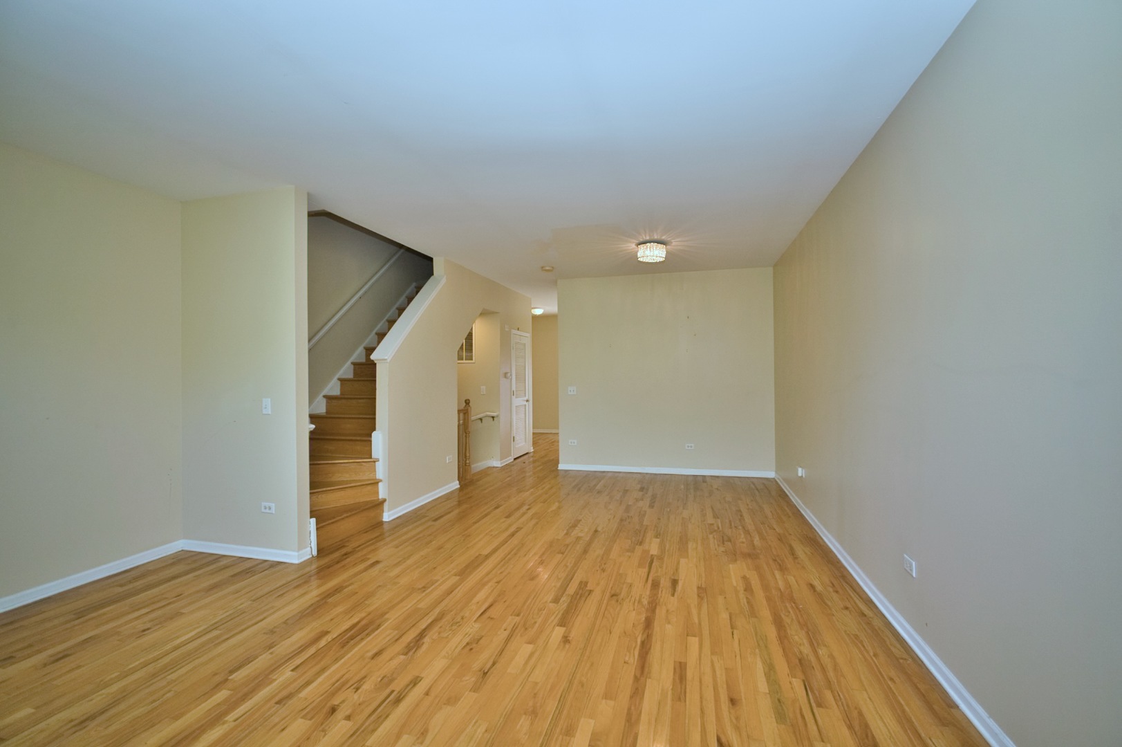 353 E Eastgate Place