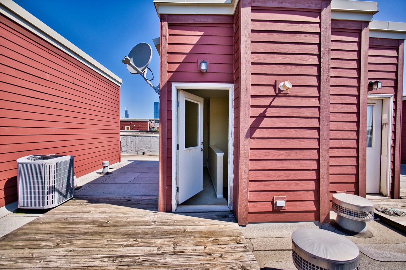 353 E Eastgate Place