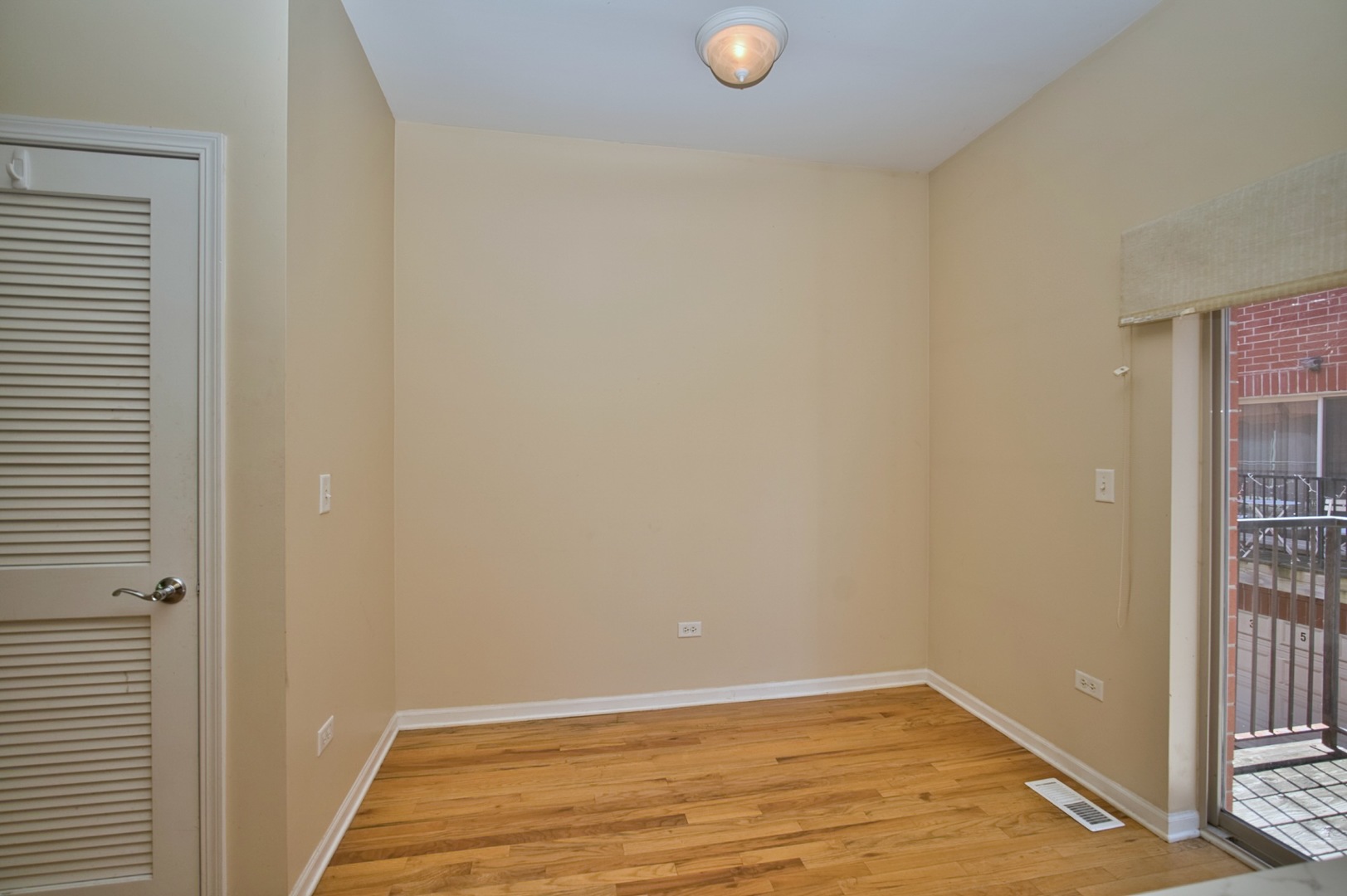 353 E Eastgate Place