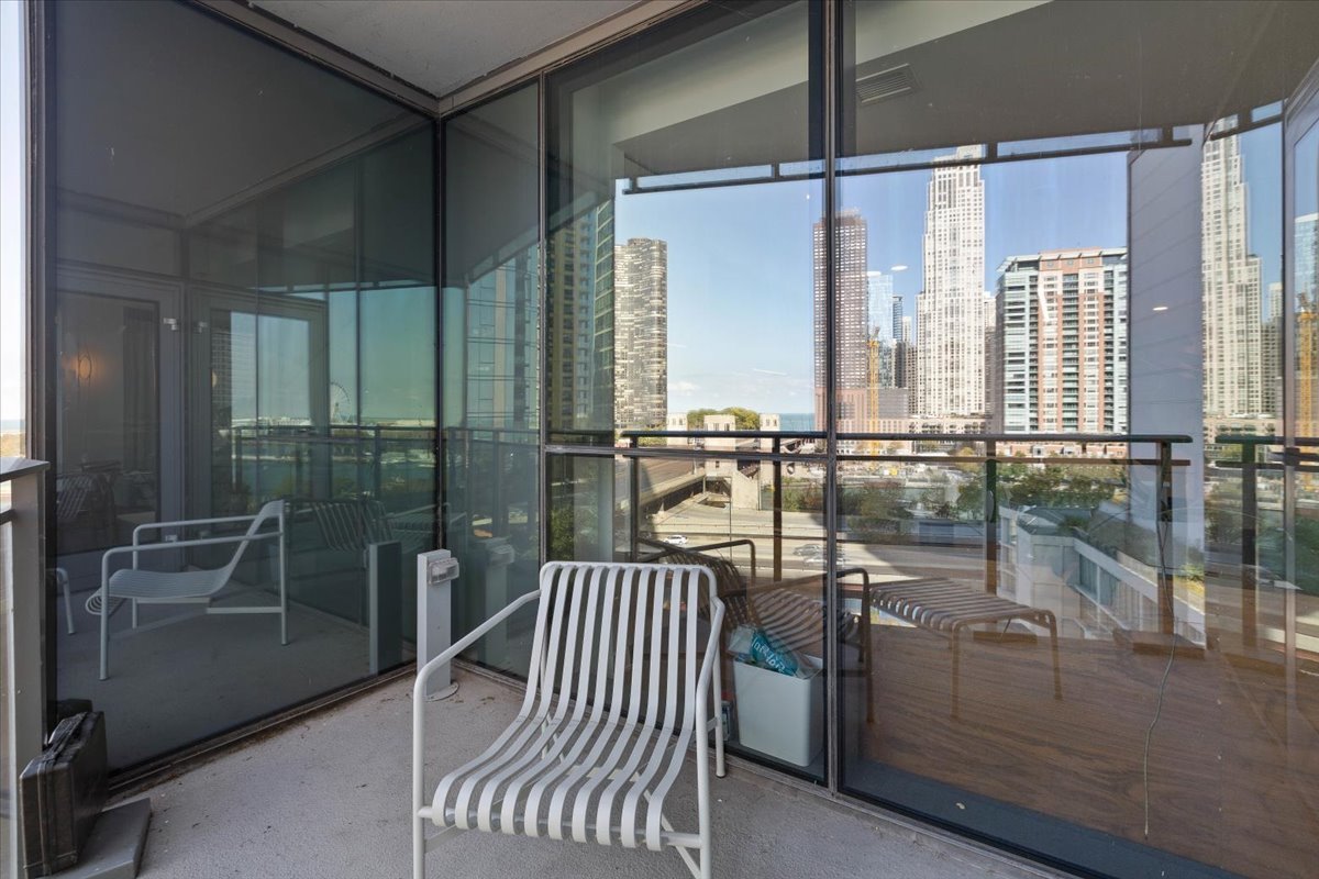 211 N Harbor Drive Unit: 409