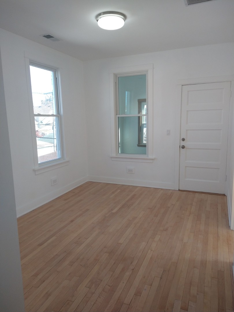 2021 W 47th Street Unit: 2R