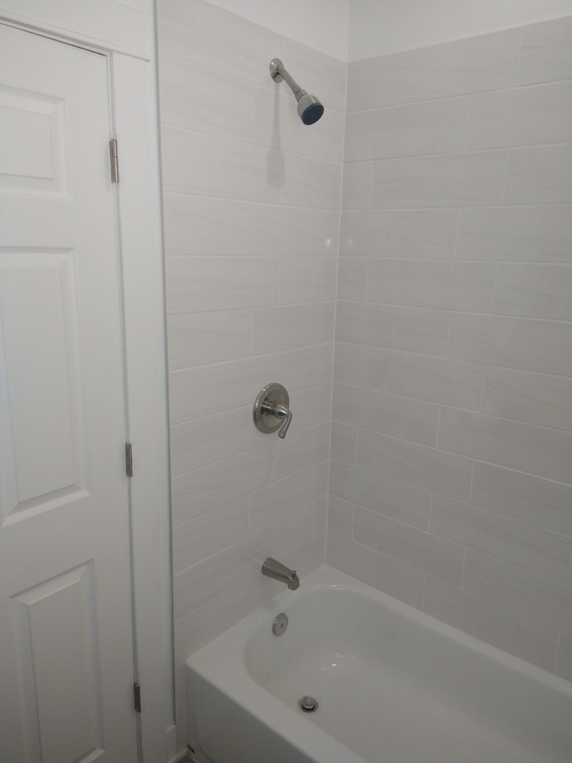 2021 W 47th Street Unit: 2R