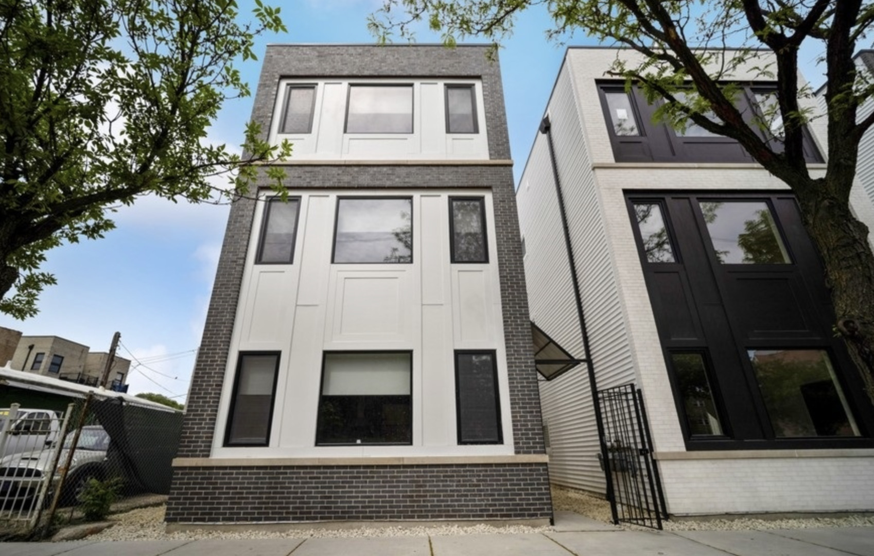 1100 S WESTERN Avenue Unit: 2
