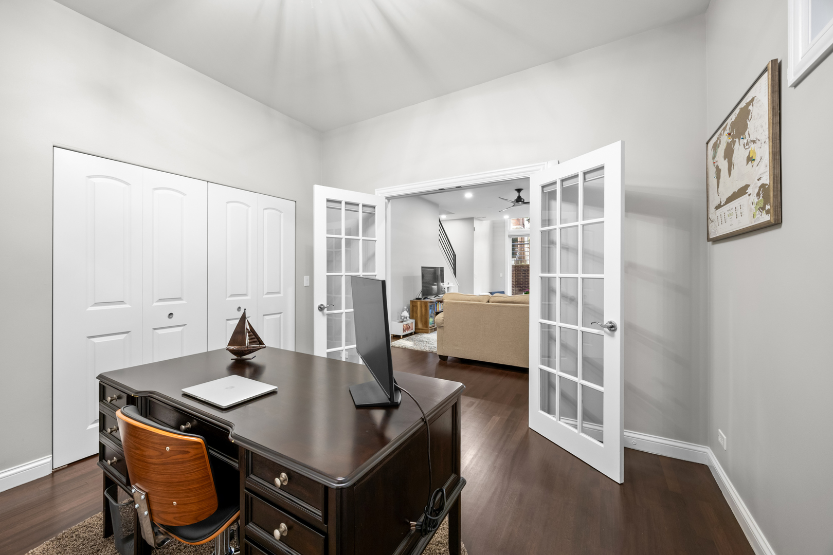 919 N Hermitage Avenue Unit: 1