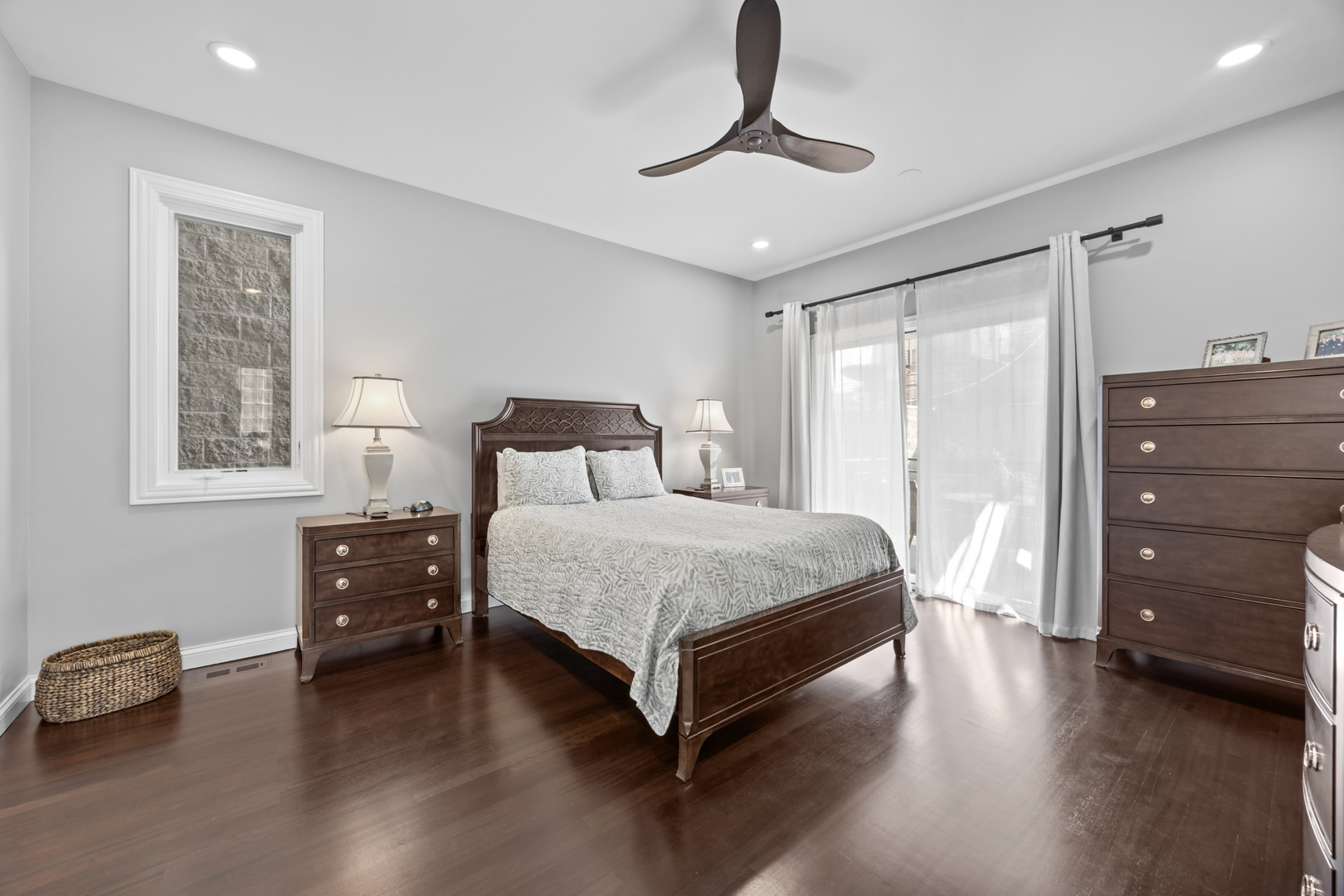 919 N Hermitage Avenue Unit: 1