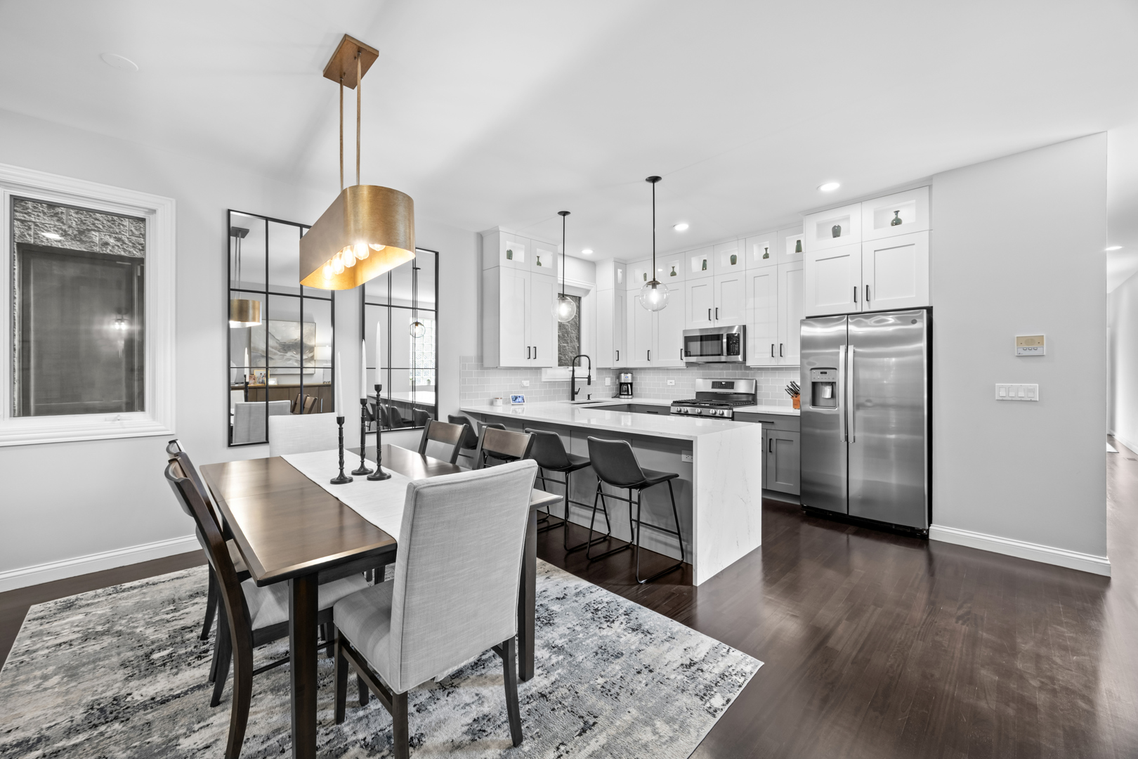 919 N Hermitage Avenue Unit: 1