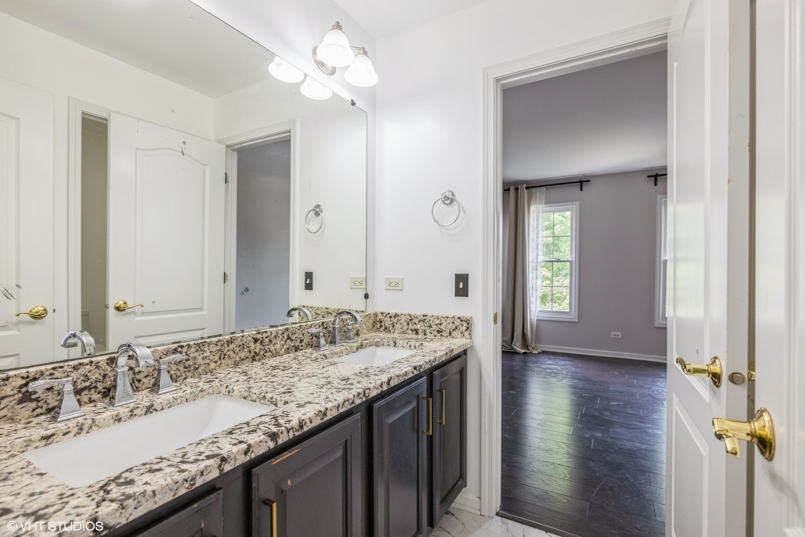 885 TIPPERARY Street