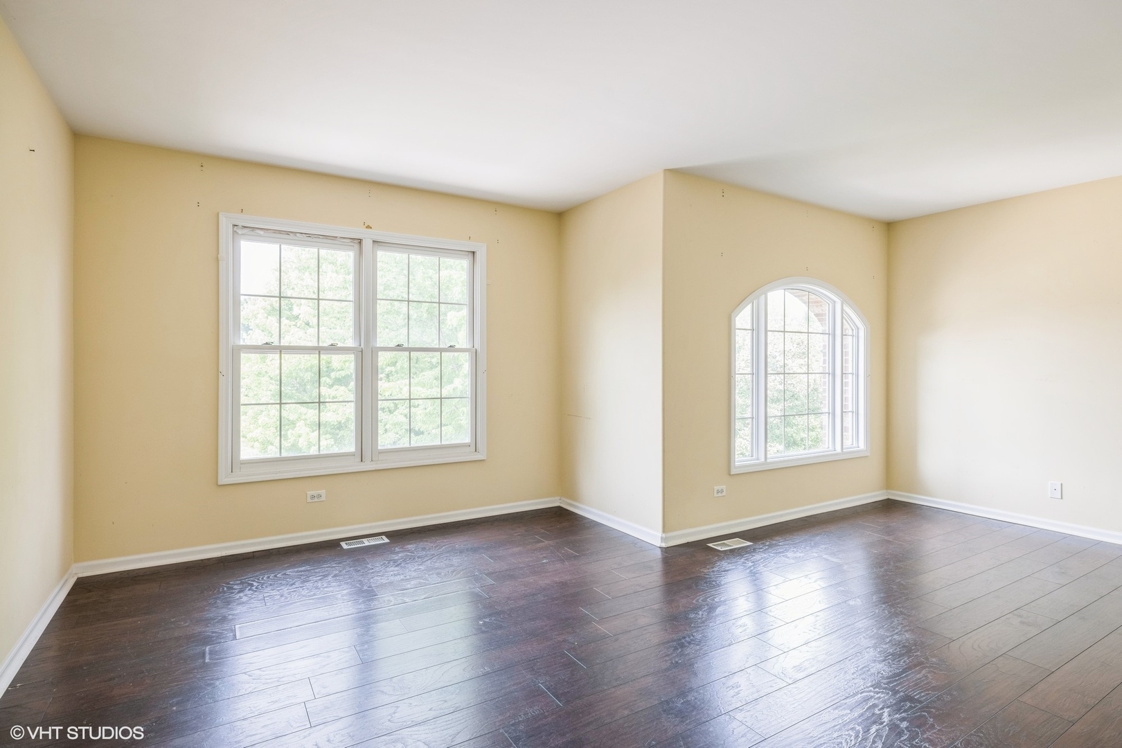 885 TIPPERARY Street