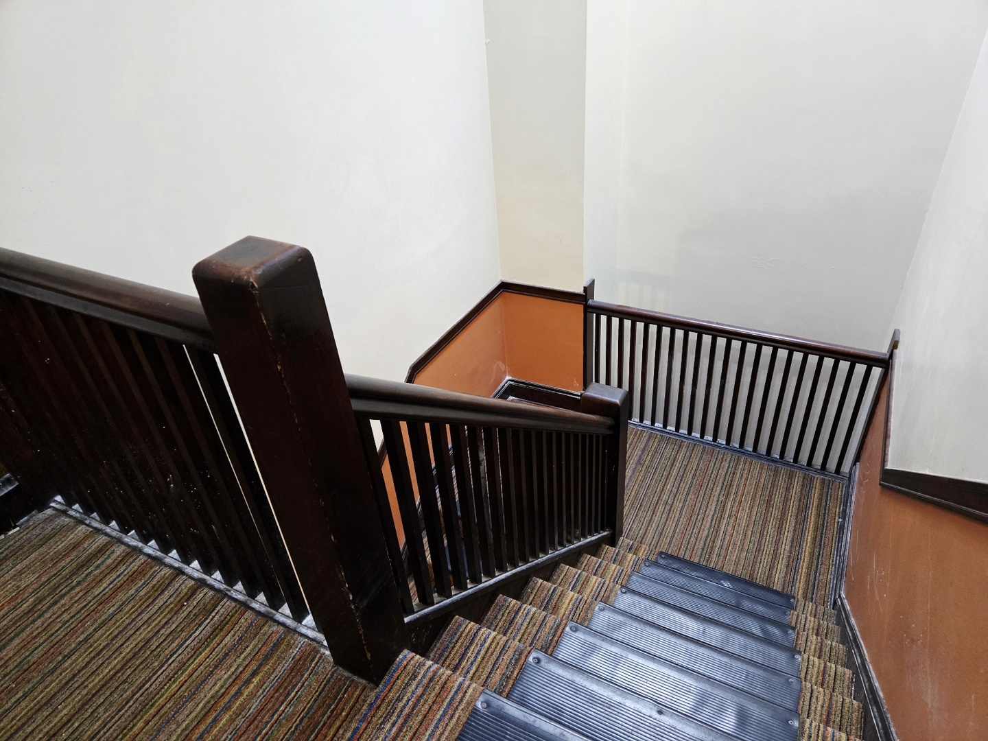 7708 S Wabash Avenue