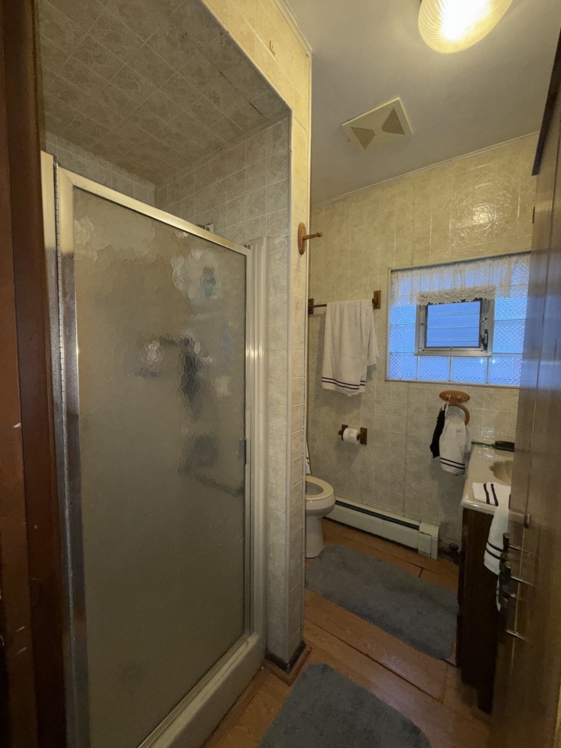 8732 S Buffalo Avenue