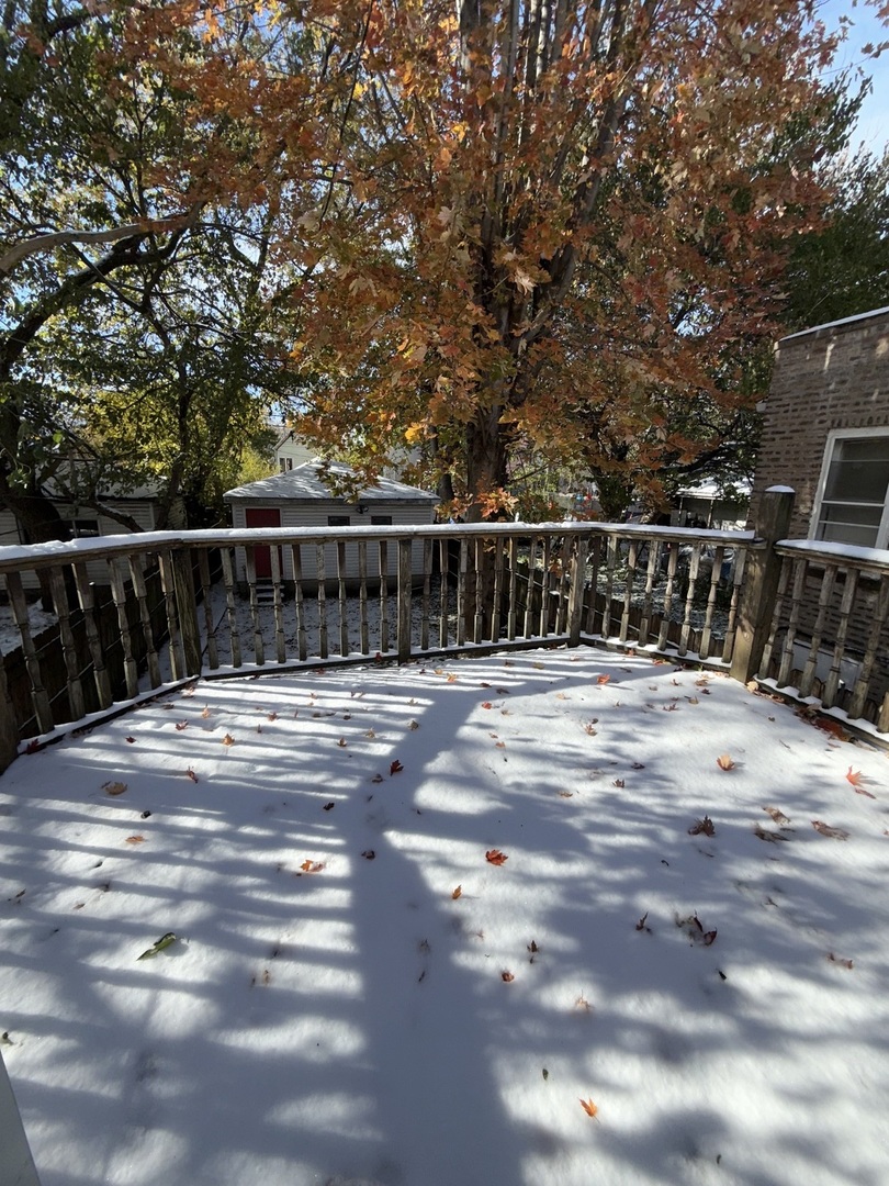 8732 S Buffalo Avenue