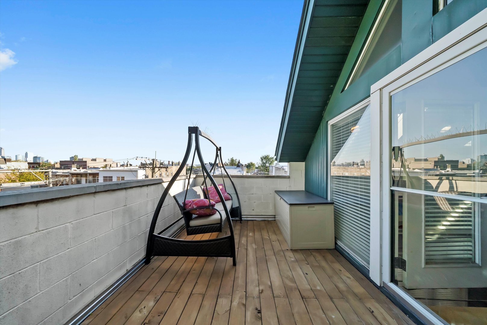 819 N Damen Avenue Unit: 3