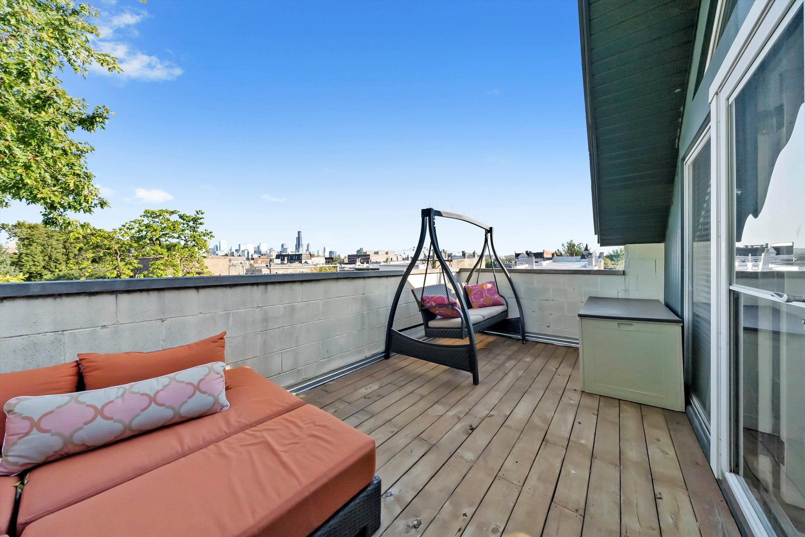 819 N Damen Avenue Unit: 3