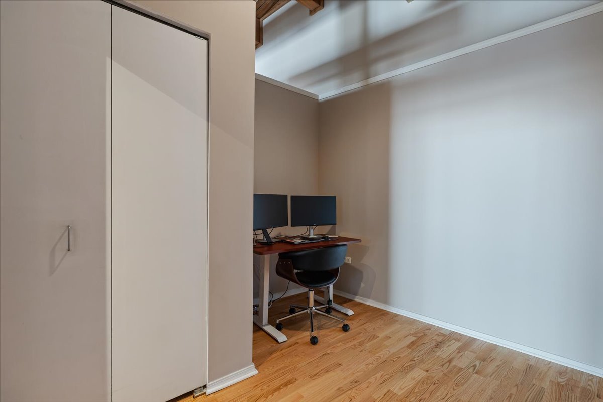 1632 S Indiana Avenue Unit: 403