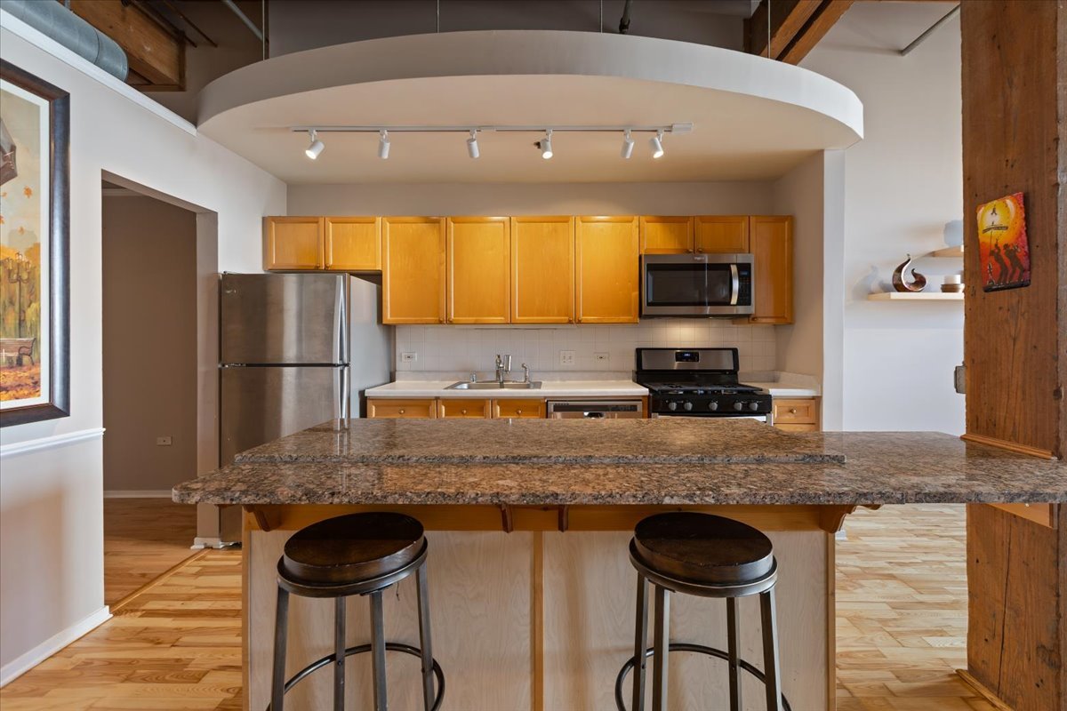 1632 S Indiana Avenue Unit: 403