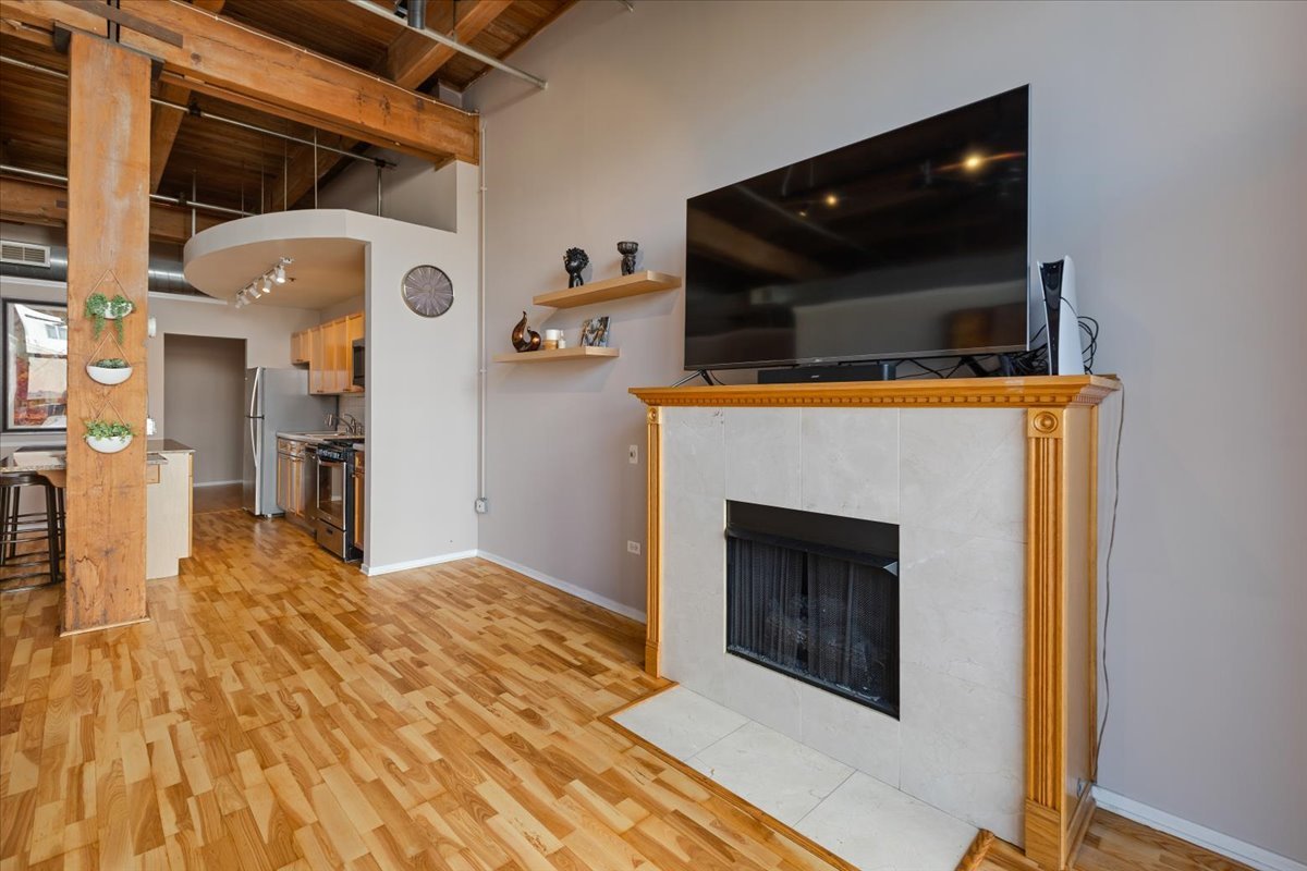 1632 S Indiana Avenue Unit: 403