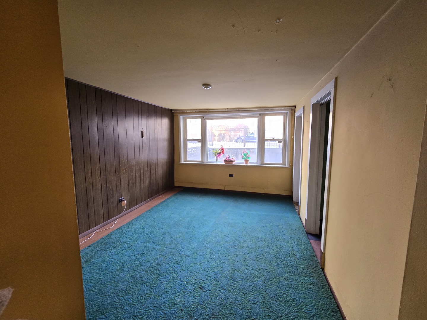 3720 S Hermitage Avenue