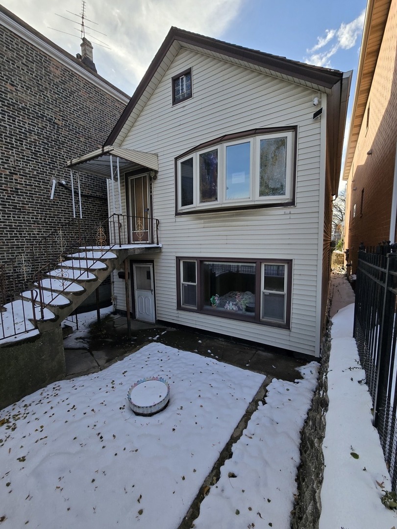 3720 S Hermitage Avenue