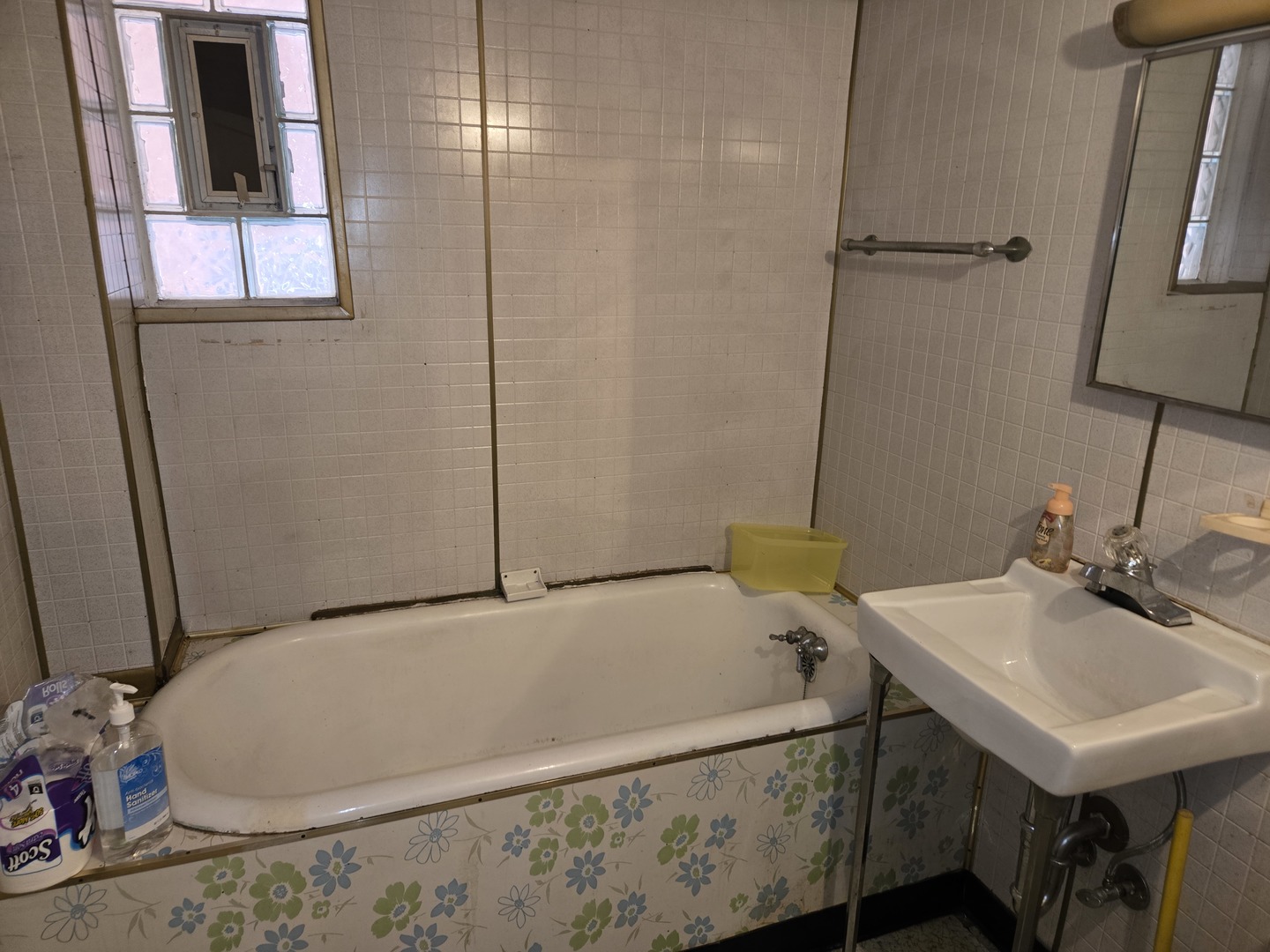 3720 S Hermitage Avenue