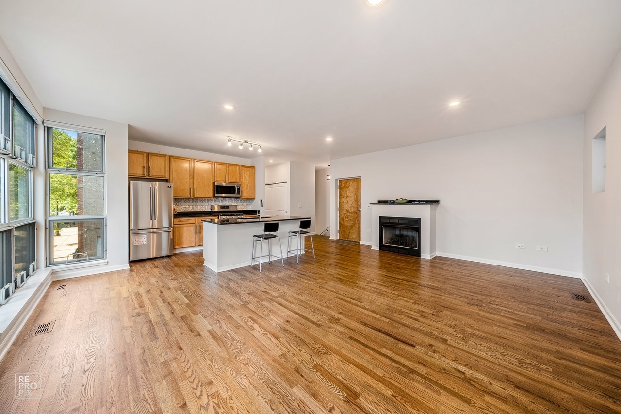 1808 S Michigan Avenue Unit: 1