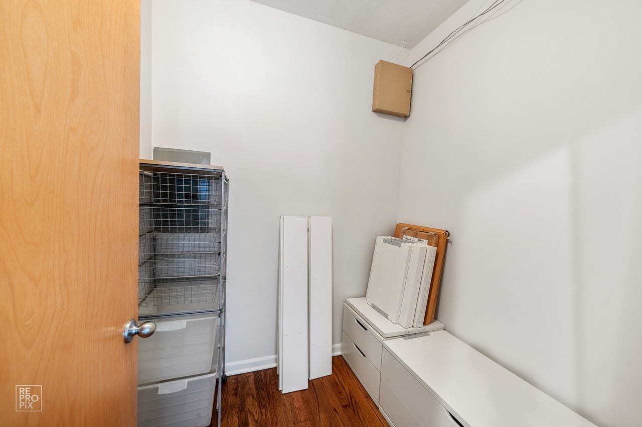 1808 S Michigan Avenue Unit: 1