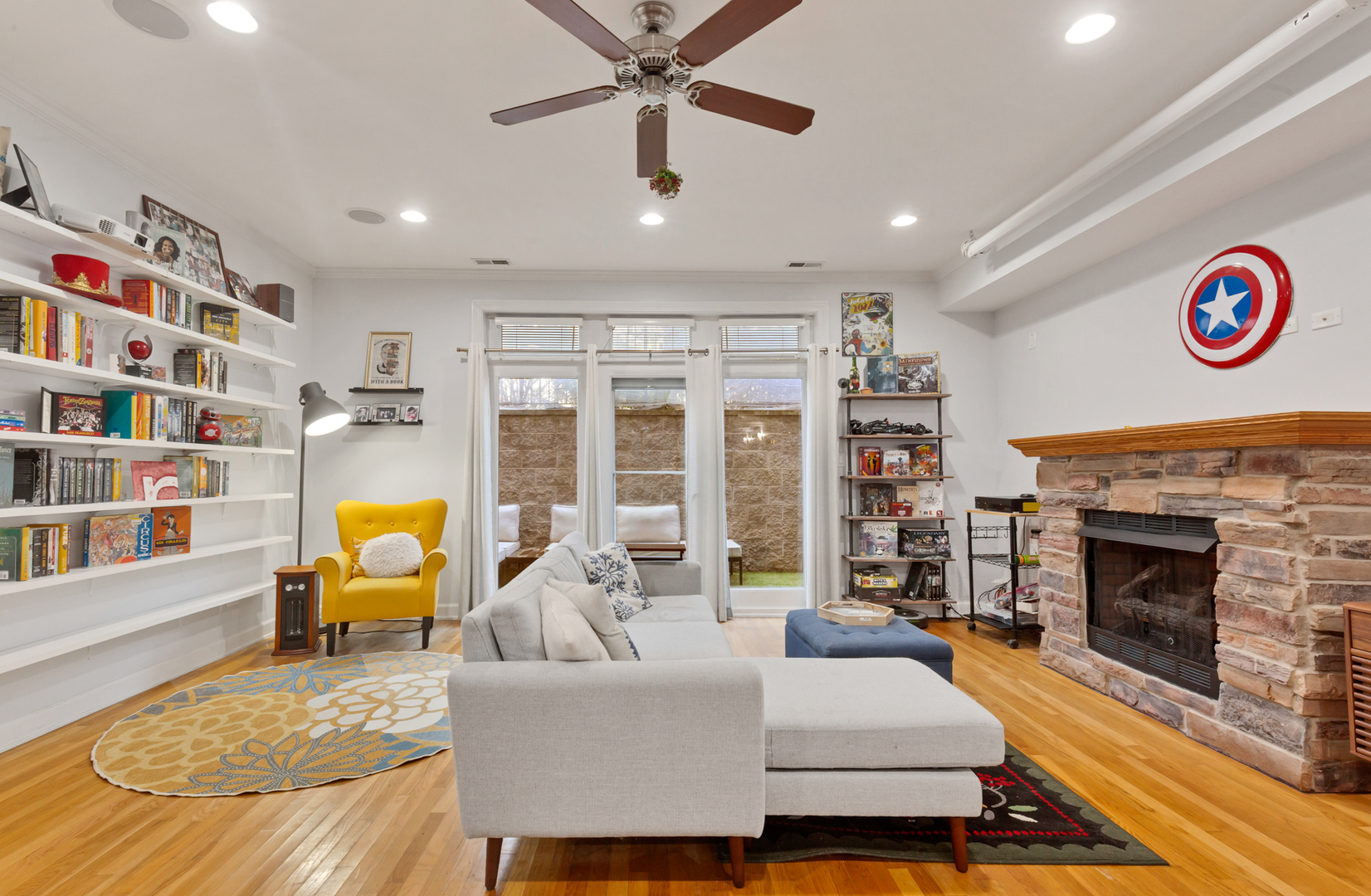 2457 W FOSTER Avenue Unit: 1