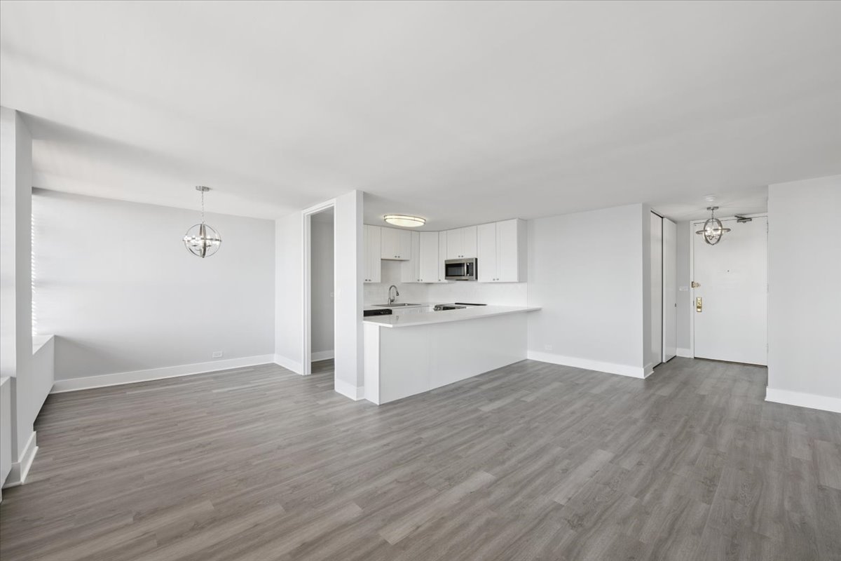 655 W Irving Park Road Unit: 2503