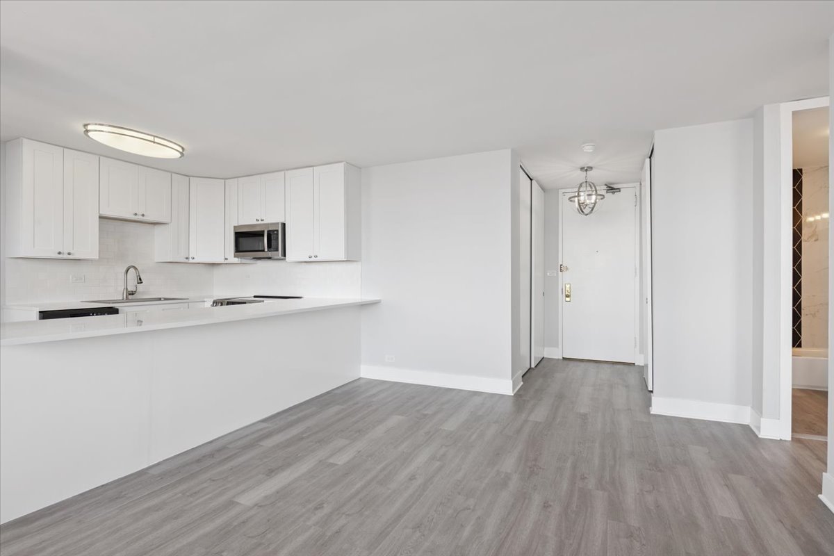 655 W Irving Park Road Unit: 2503