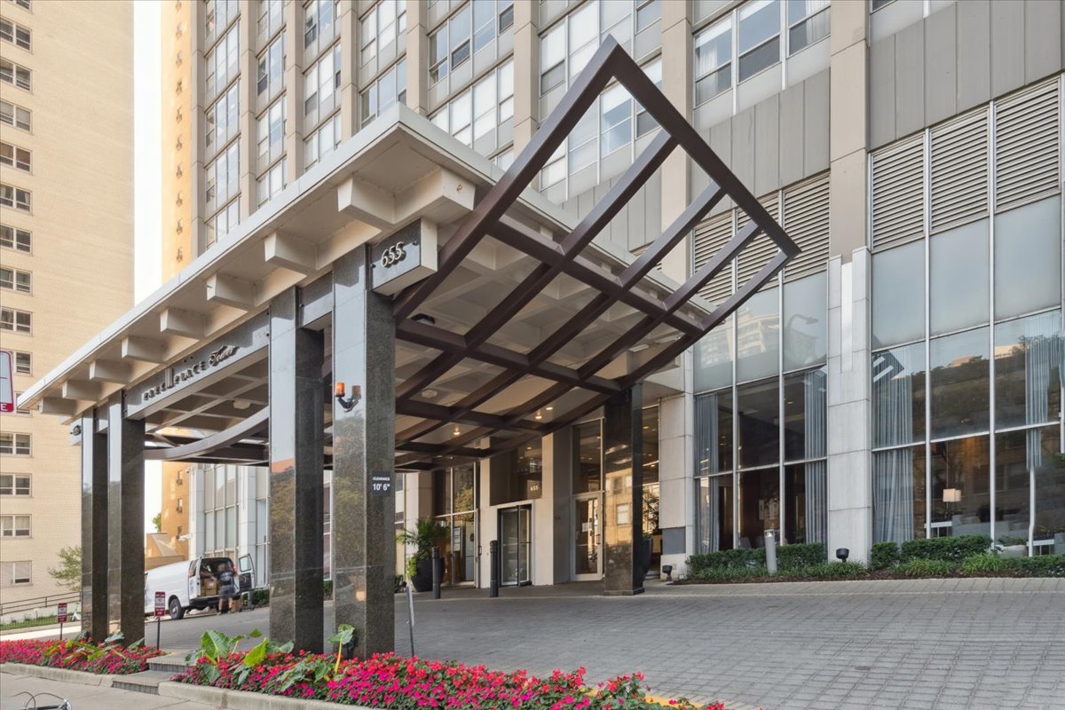 655 W Irving Park Road Unit: 2503