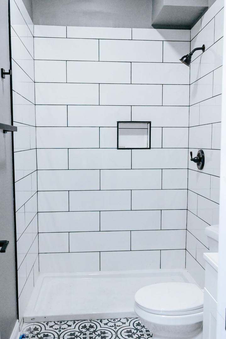 3015 W 19th Street Unit: 2