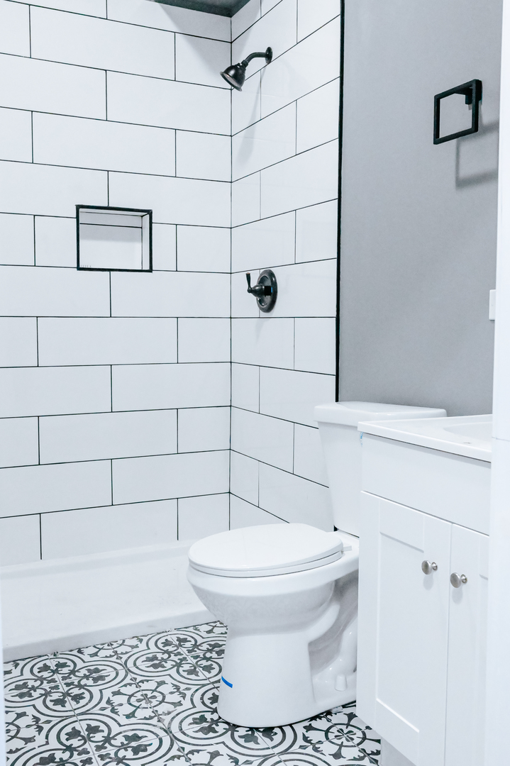 3015 W 19th Street Unit: 2