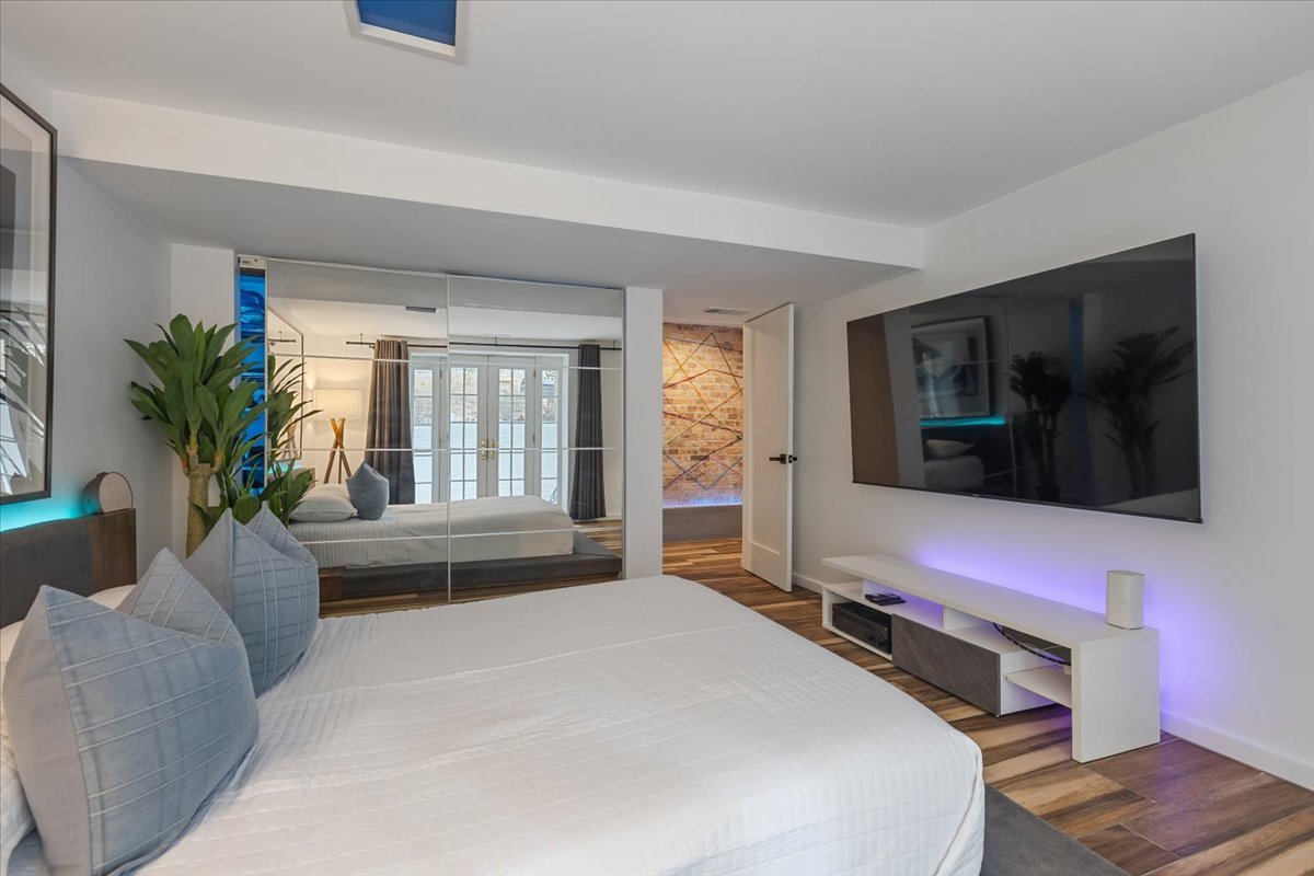 3020 N Sheridan Road Unit: GN