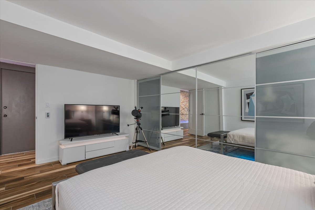 3020 N Sheridan Road Unit: GN