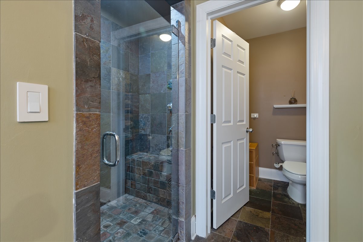 714 W Melrose Street Unit: 4E