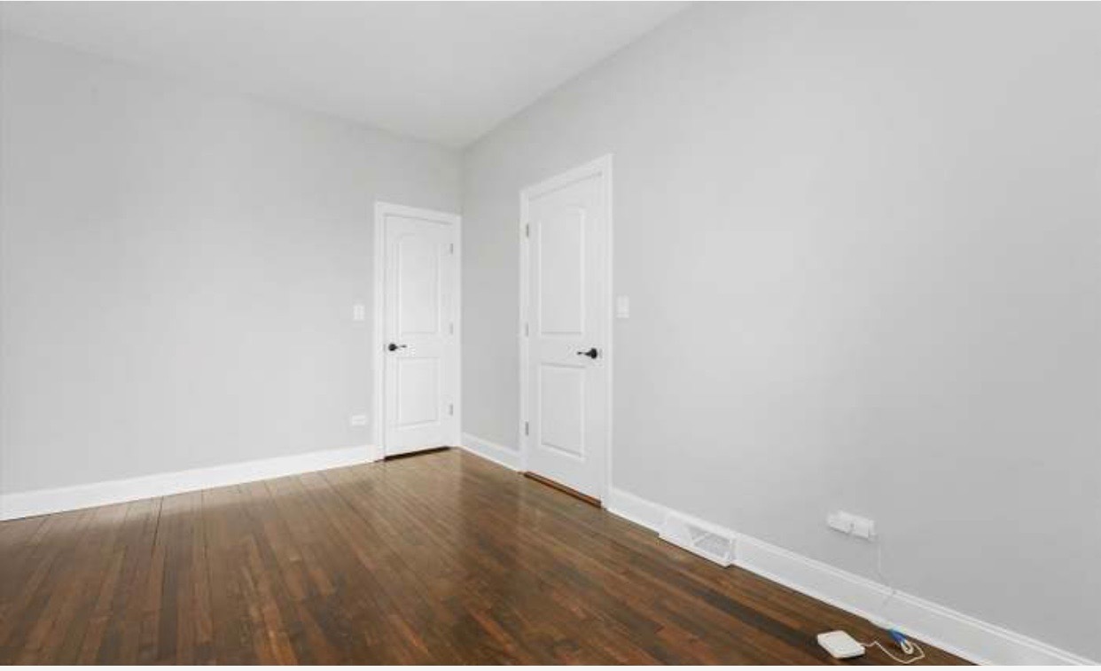 957 N CENTRAL PARK Avenue Unit: 2