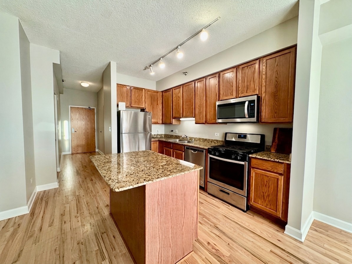 41 E 8th Street Unit: 1805