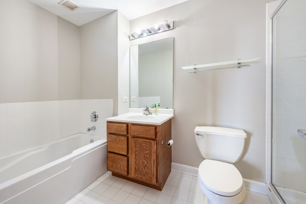 41 E 8th Street Unit: 1805
