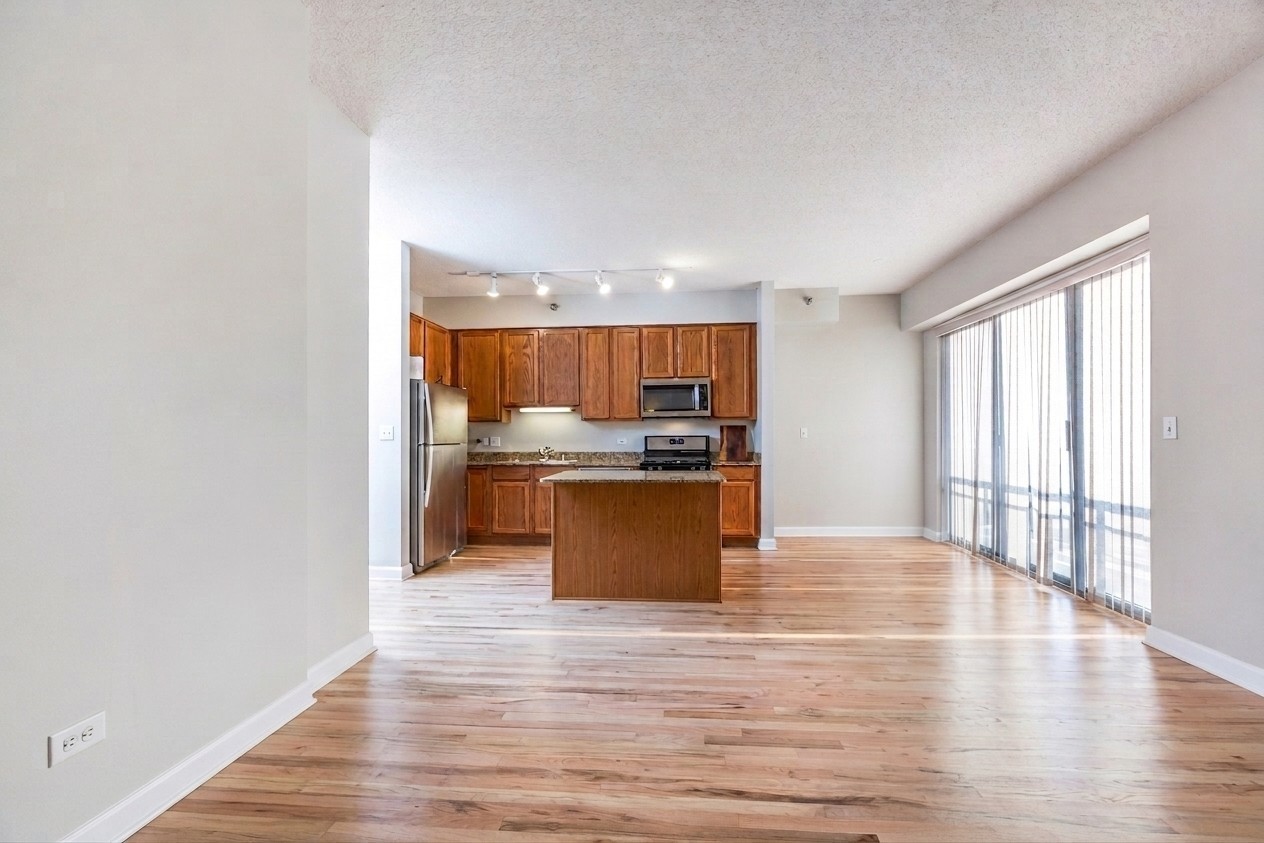 41 E 8th Street Unit: 1805