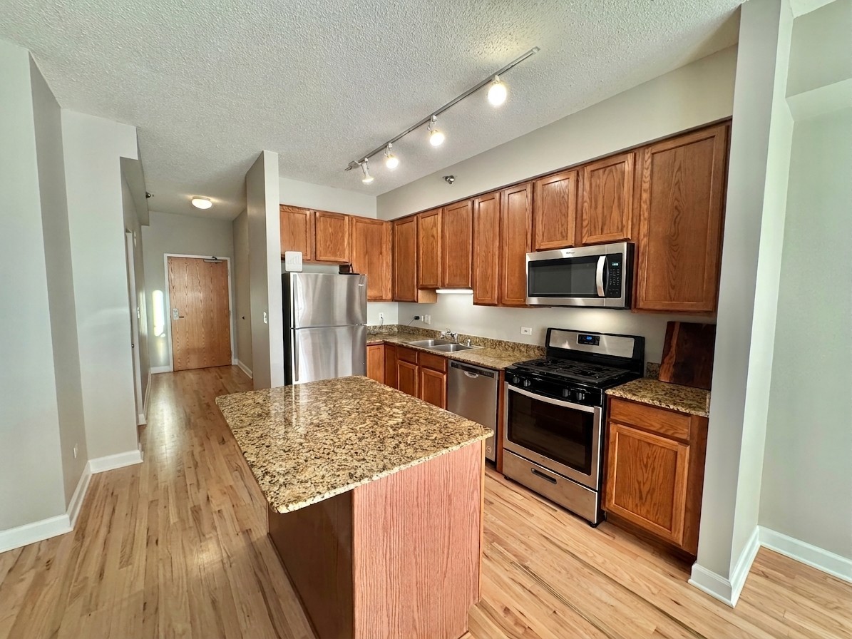 41 E 8th Street Unit: 1805