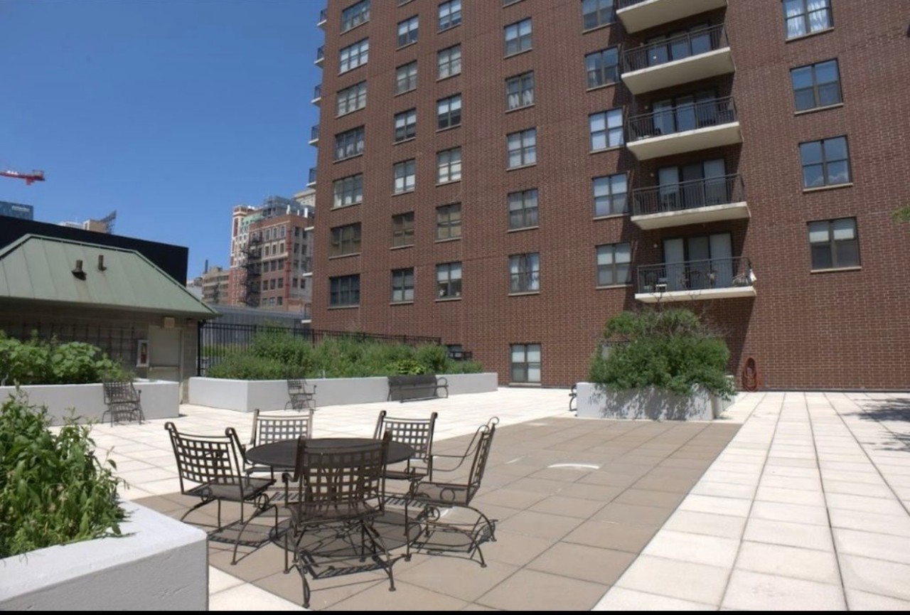 41 E 8th Street Unit: 1805